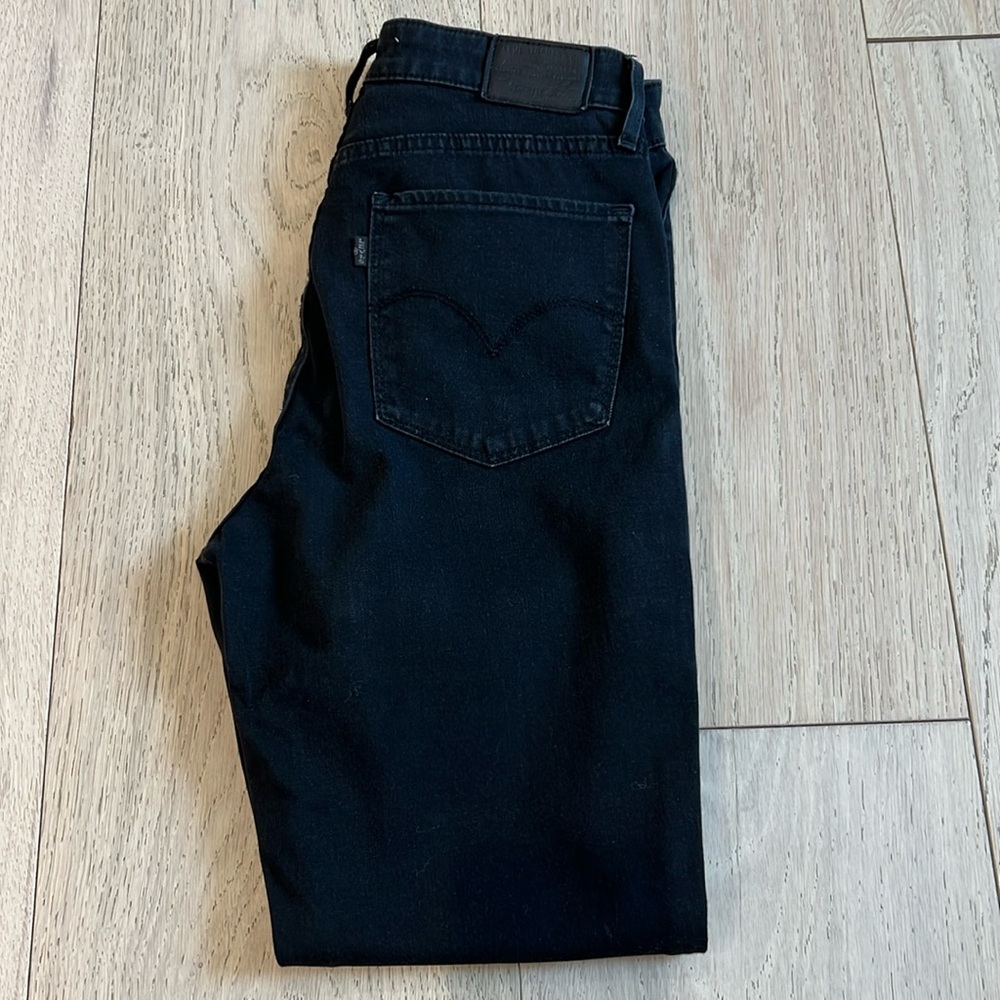 Levi’s 721 High Rise Skinny in Size W29 L28
